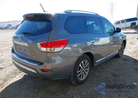 2015 Nissan Pathfinder Sl z USA, uszkodzony, nr VIN 5N1AR2MN4FC624401